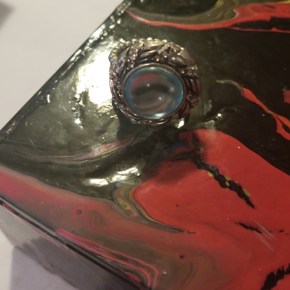 Pretty ring - Picture 3 of 3